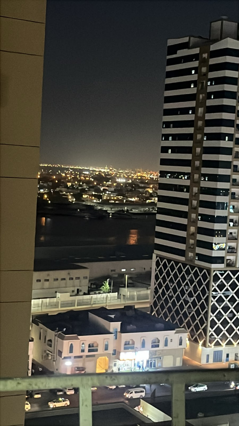 shk-fy-abrag-alkhor-mbew01792246618.jpg