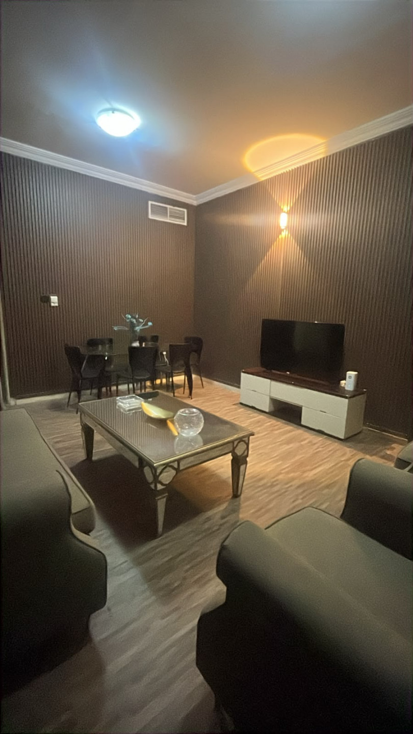 shk-fy-abrag-alkhor-mbew121792246620.jpg