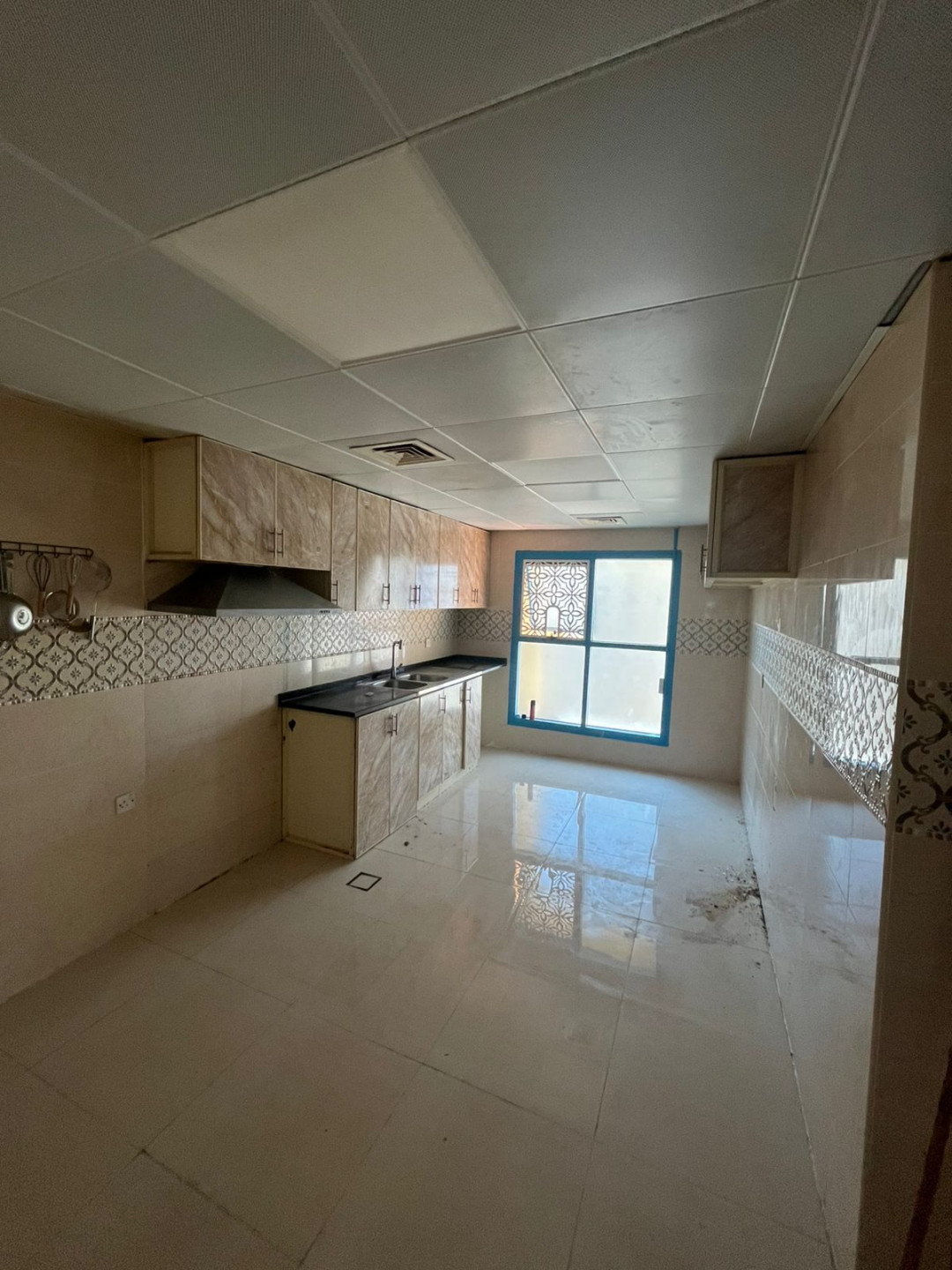 shk-fy-abrag-alkhor51782835122.jpg
