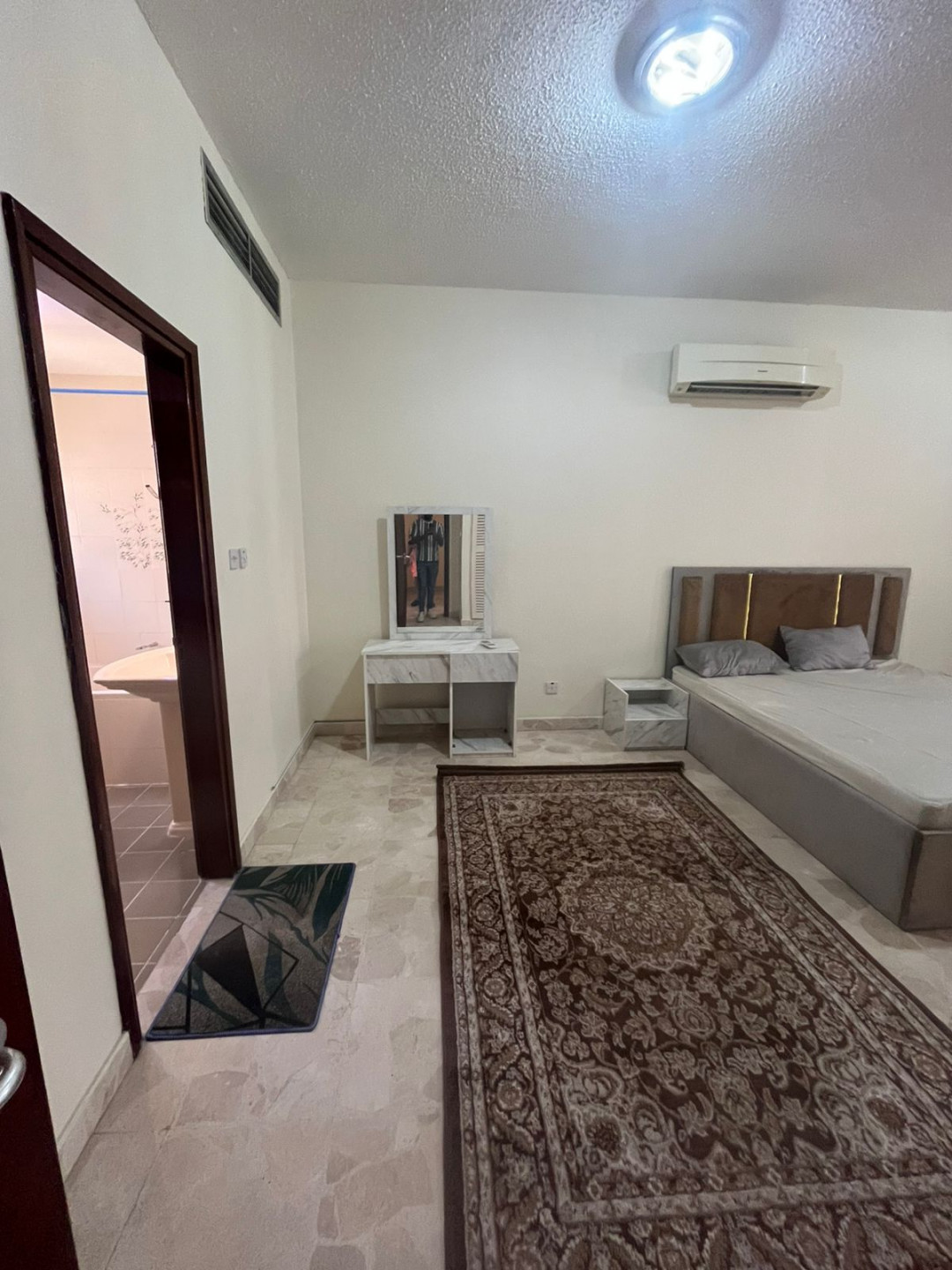 Apartment in Al Qurum