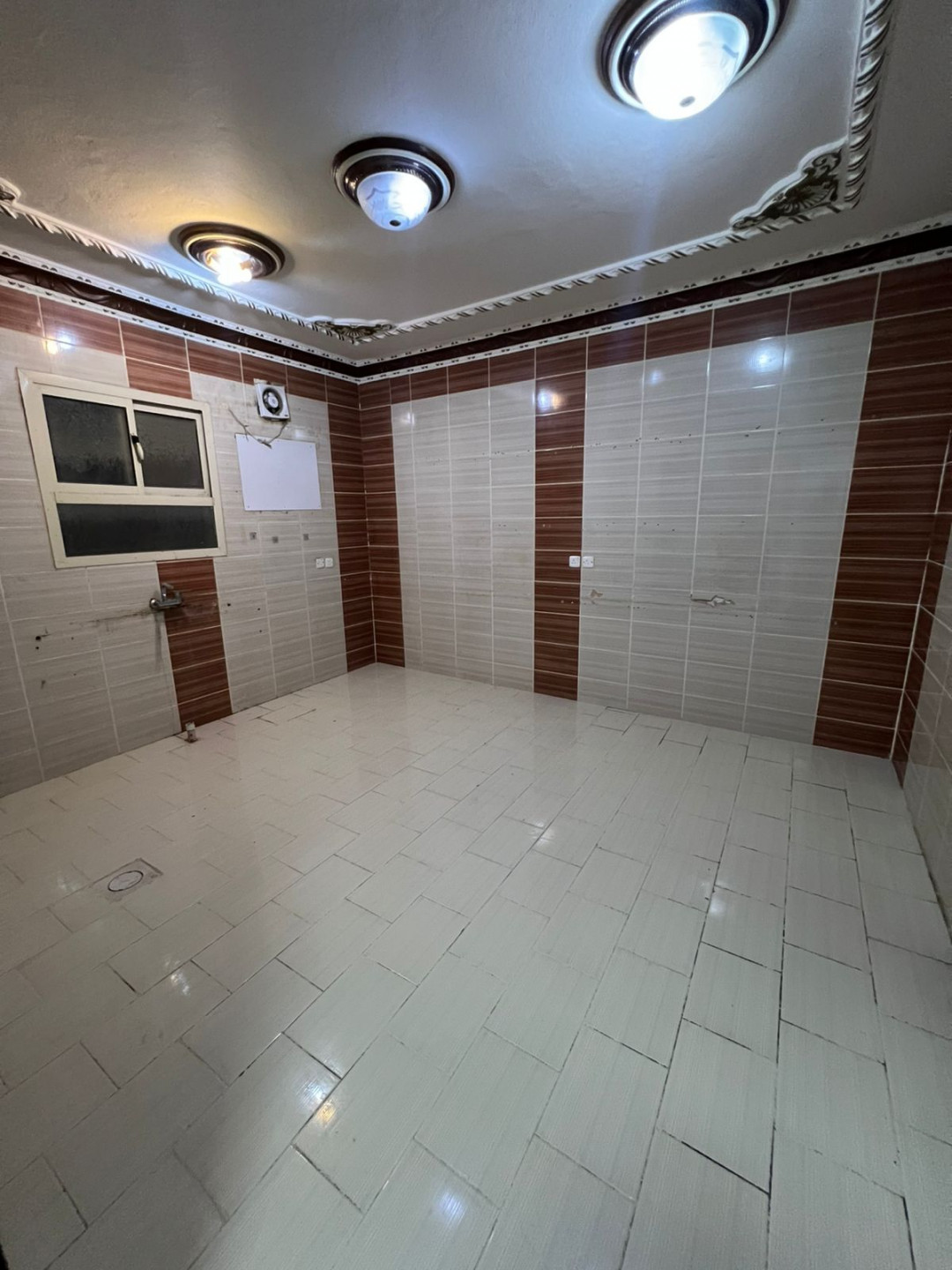 shk-fy-almonsy61781018066.jpg