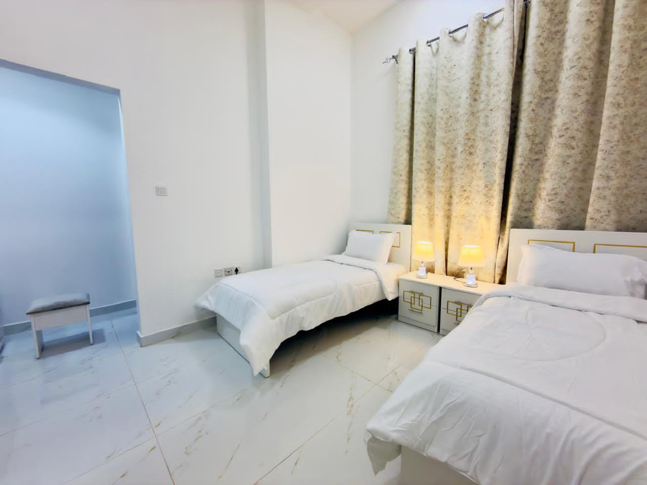 shk-fy-alnaaymy-2-0bey61783767184.jpg