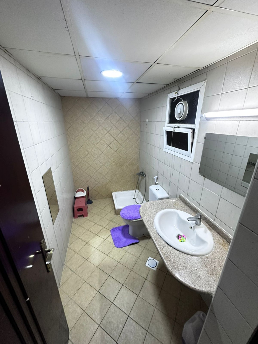 shk-fy-alnaaymy-2-2wgc01792250464.jpg