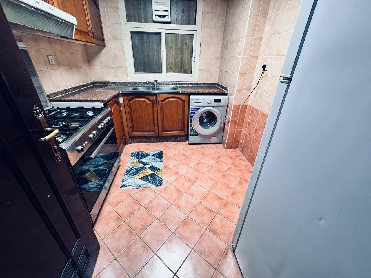Apartment in Al Taawun