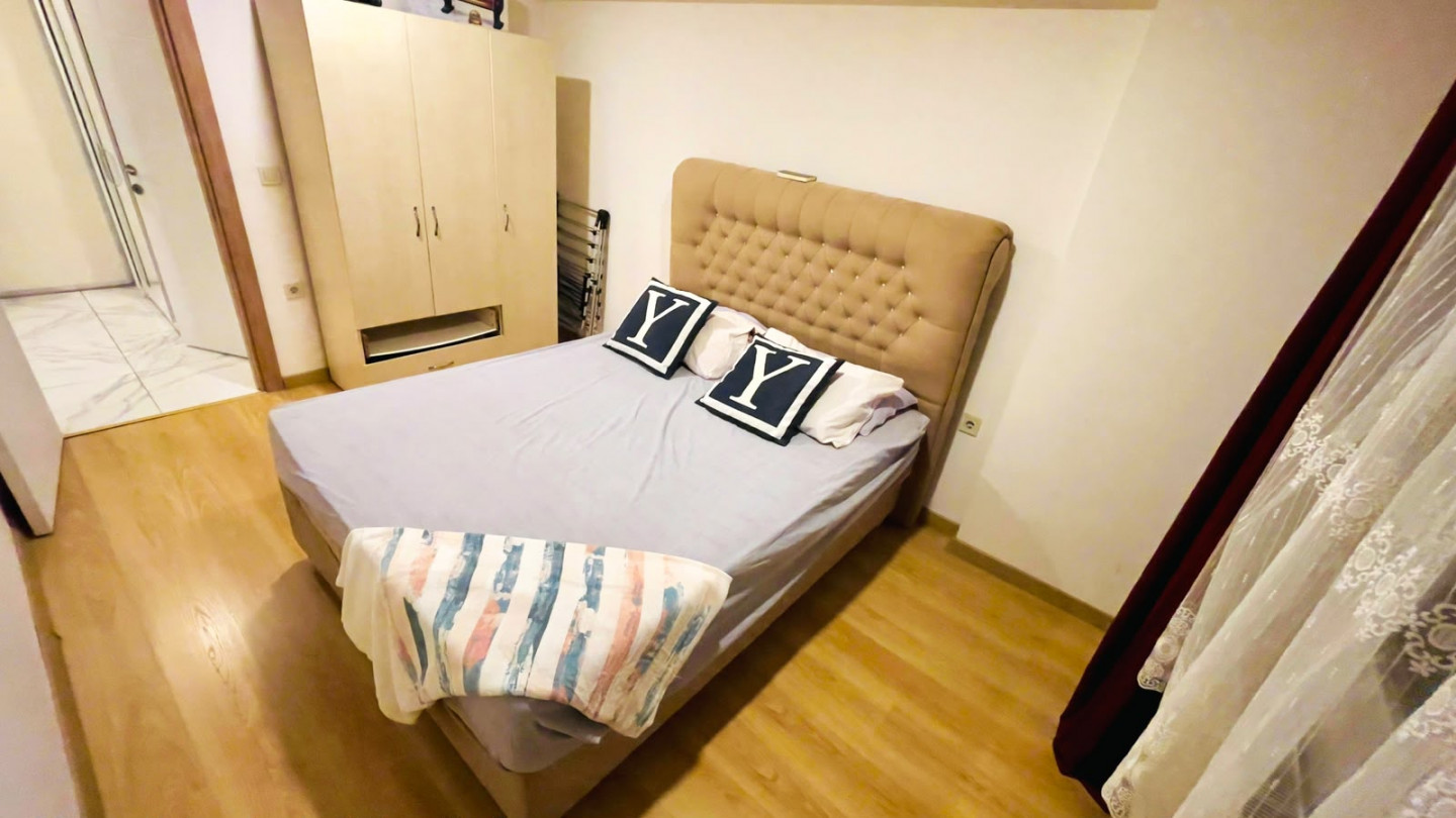 Apartment in East Garden complex