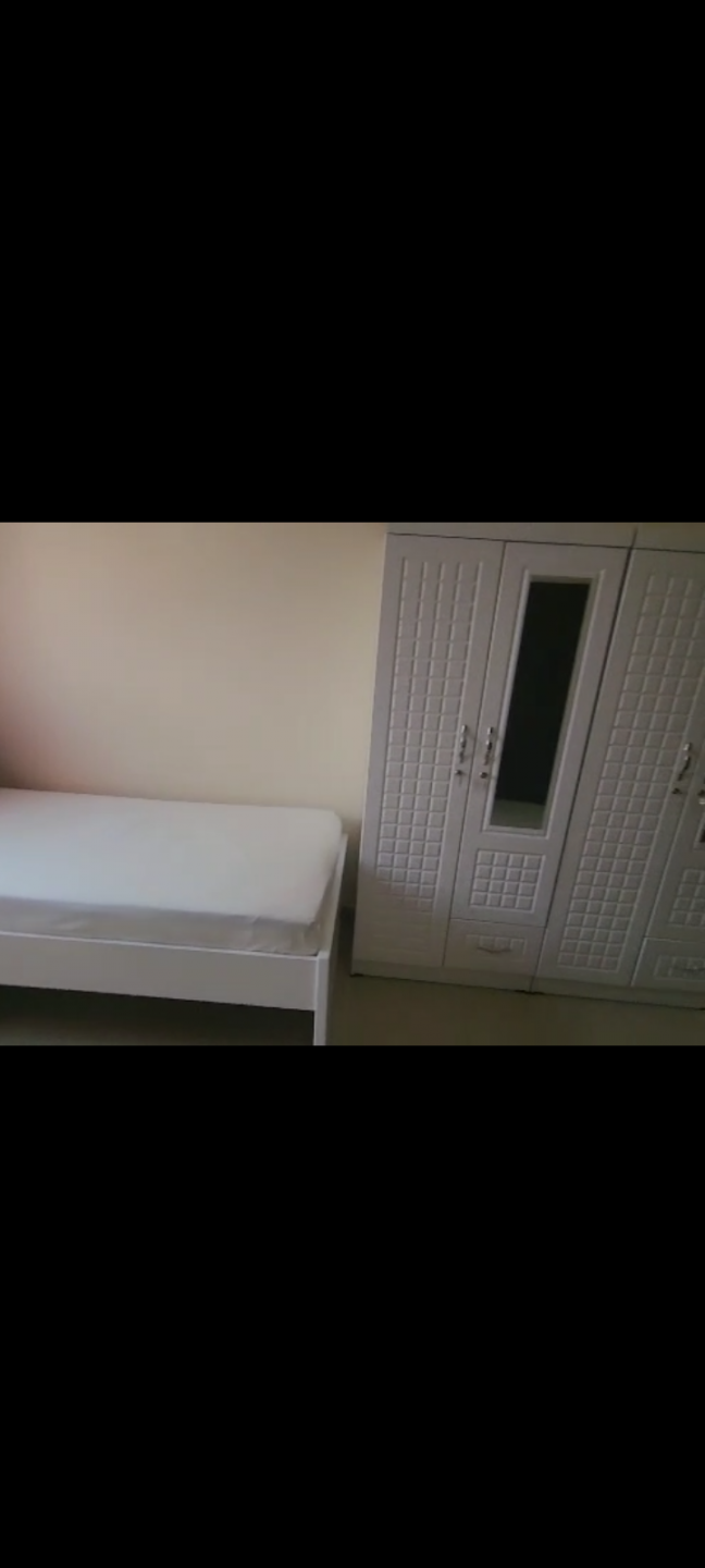 New apartment, 2 girls' dormitory