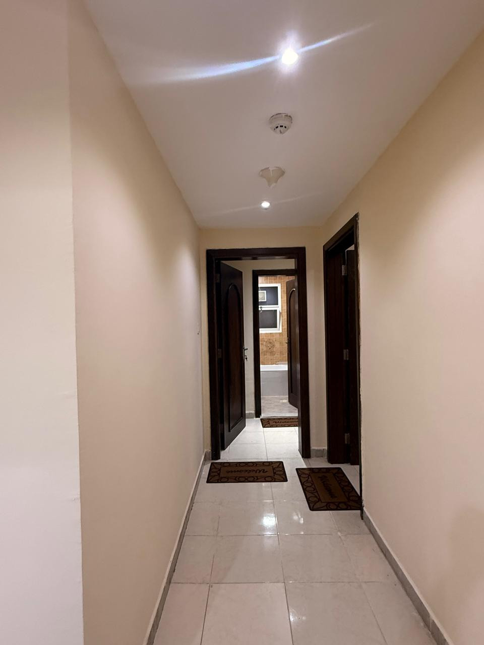 shk-gdyd-ghrftyn-osal61793433360.jpg