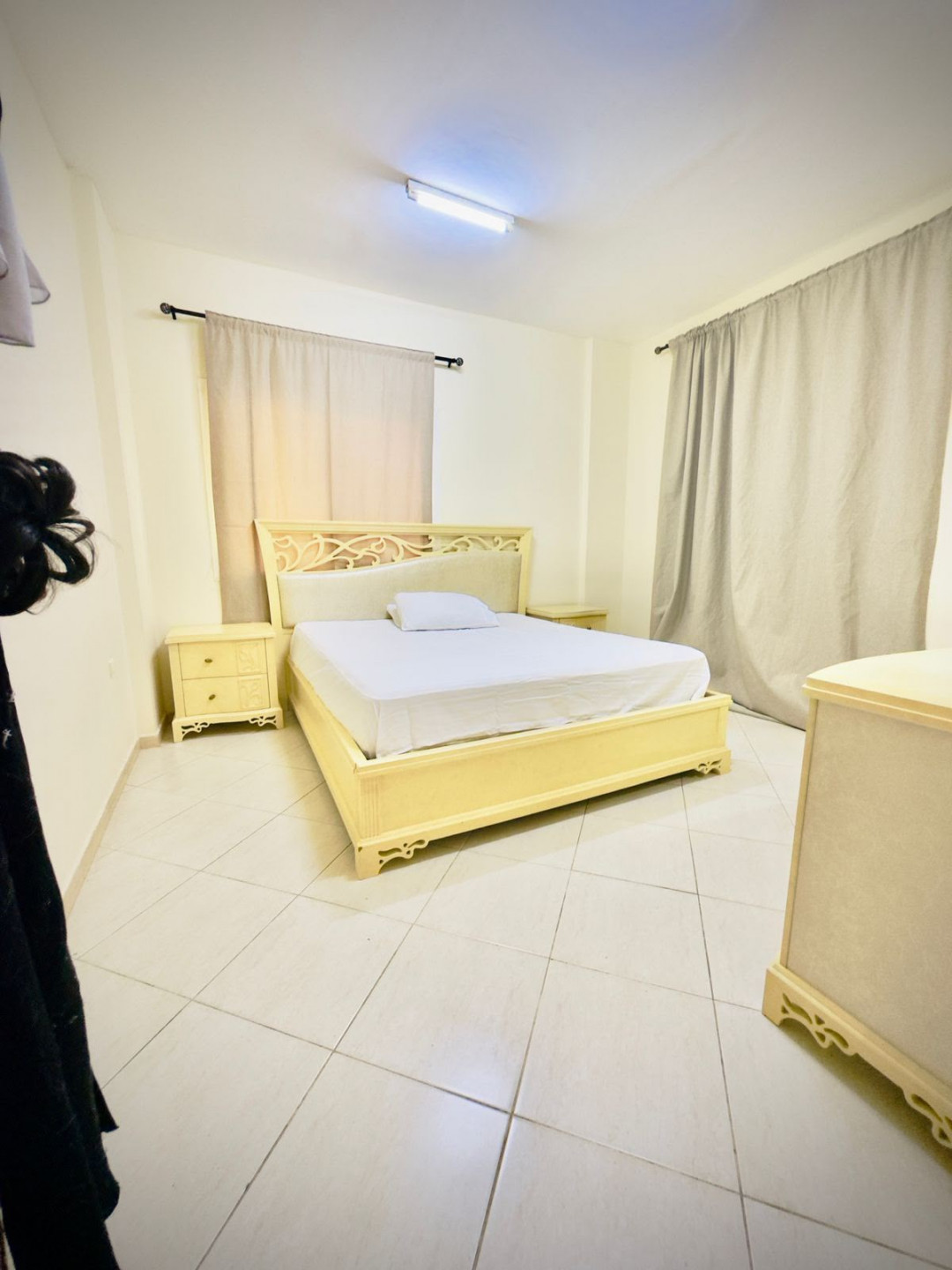 One-bedroom apartment with all services included