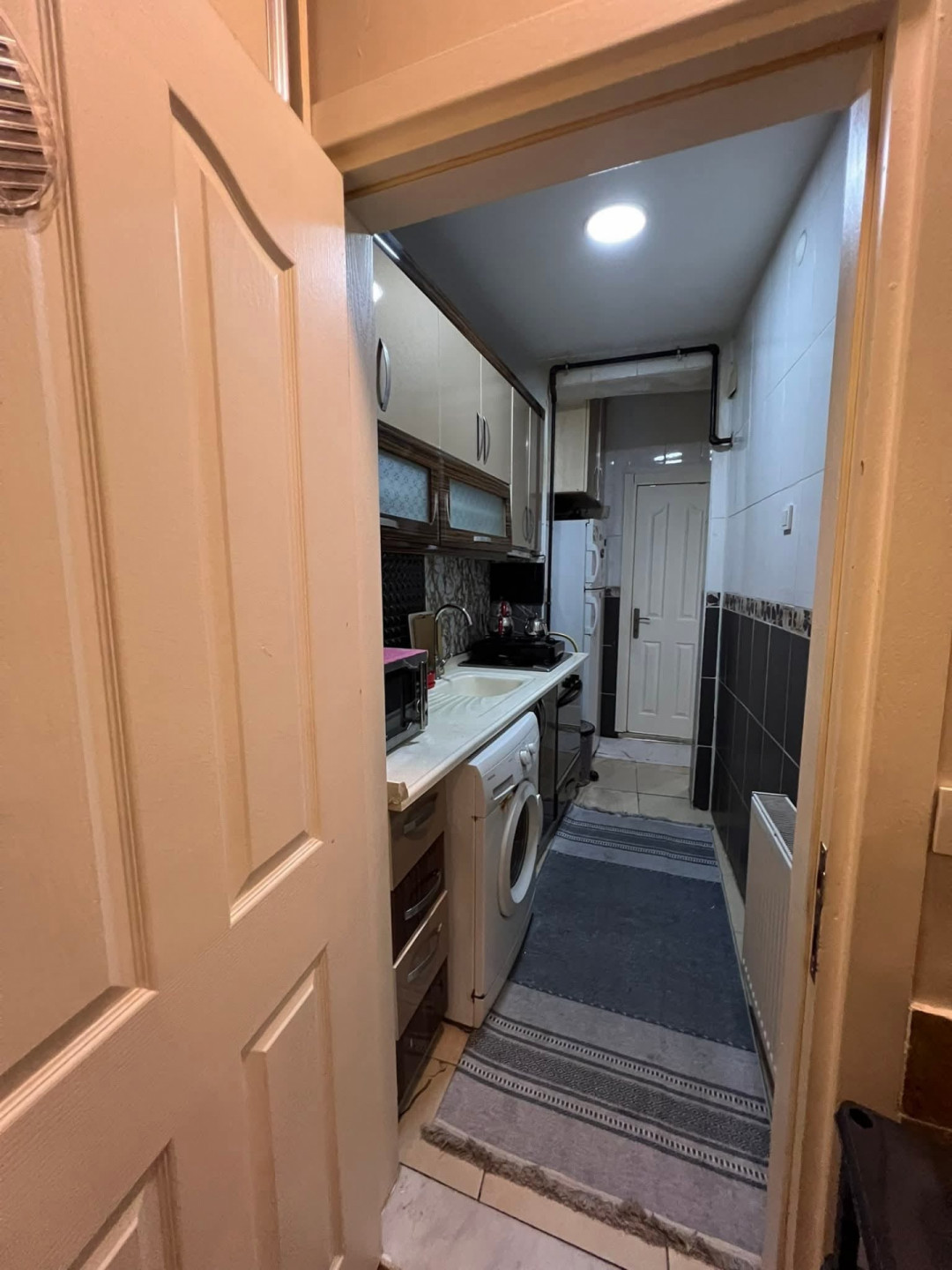 Furnished and air-conditioned one-bedroom apartment