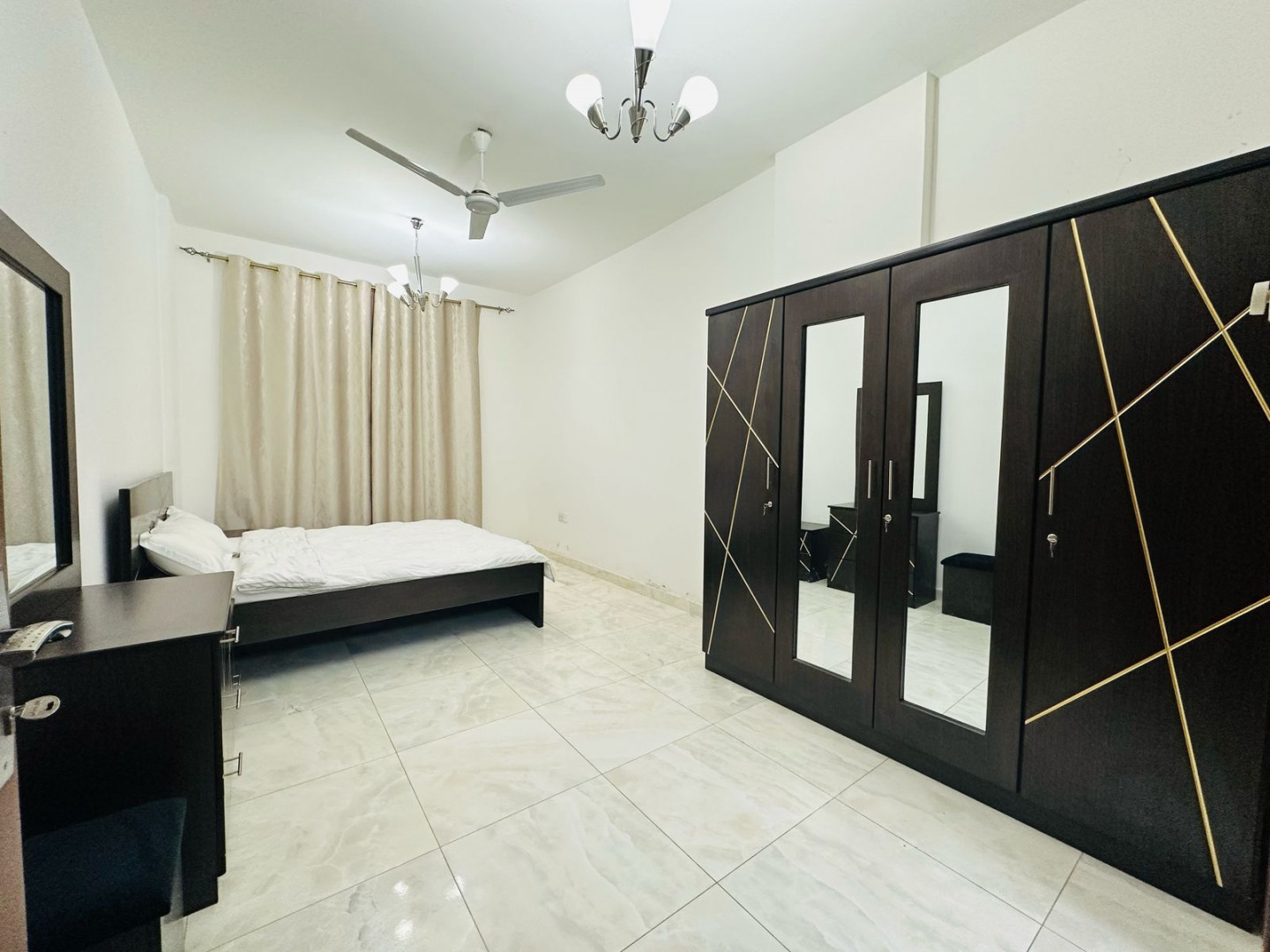 One-bedroom apartment with new furnishings