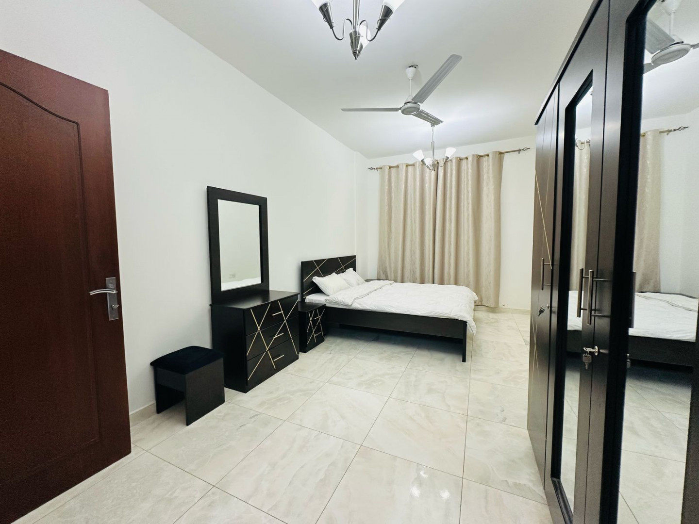 One-bedroom apartment with new furnishings