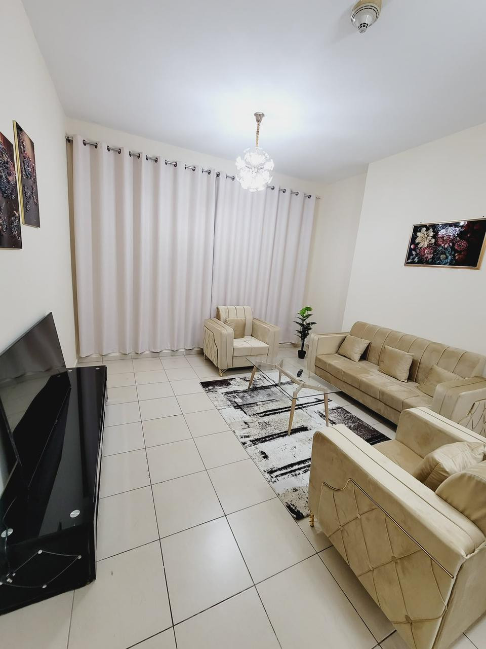 One-bedroom apartment in Ajman Towers One