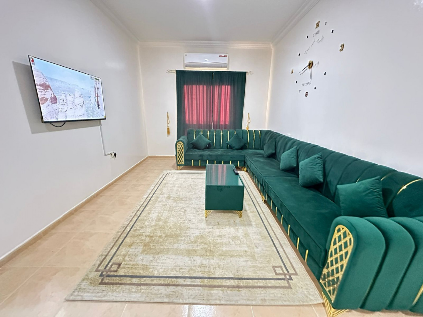 One-bedroom apartment for monthly rent