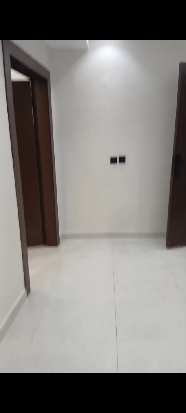 One-bedroom apartment for annual rent in Al Malaz neighborhood