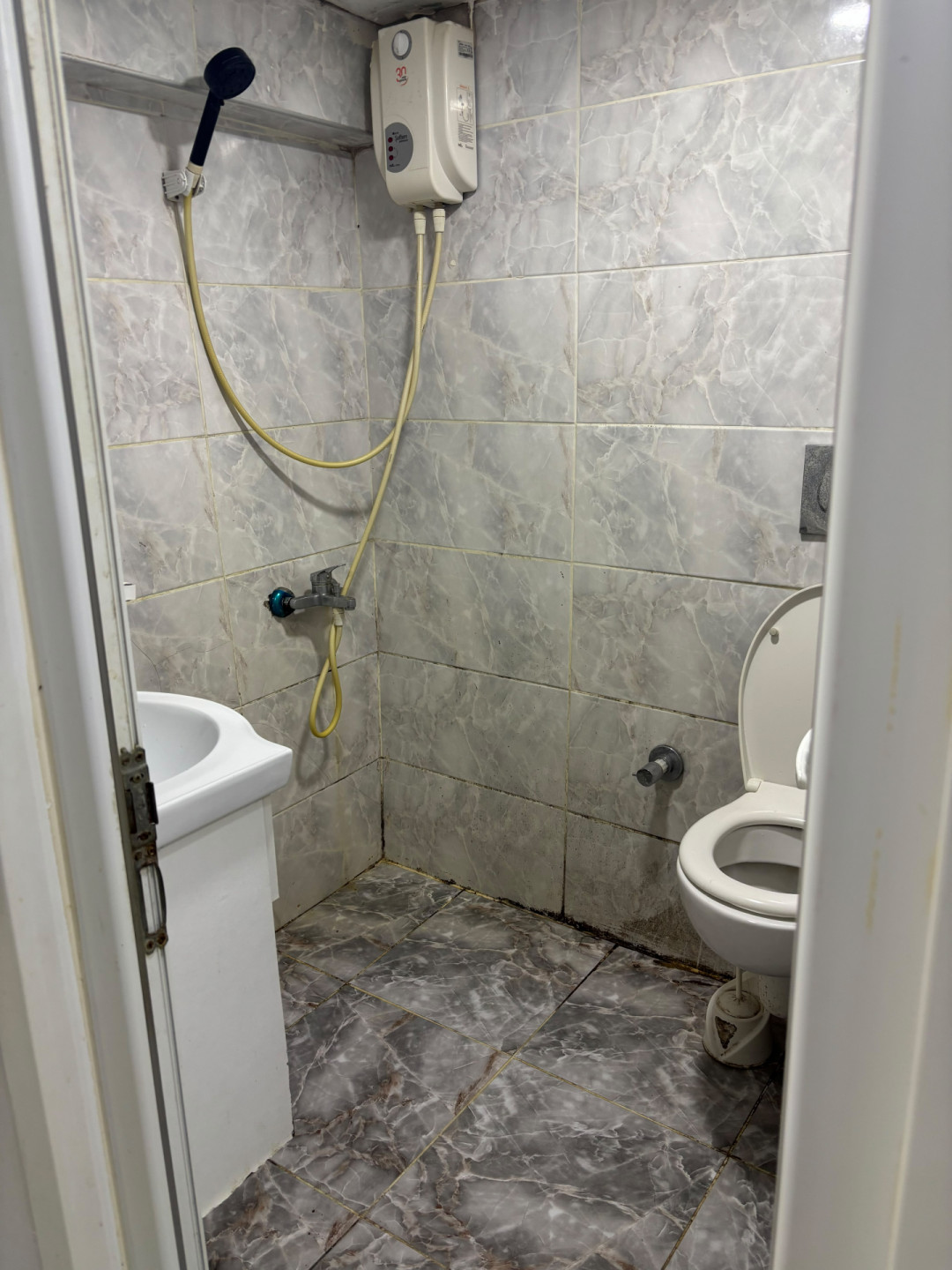 Furnished one-bedroom apartment