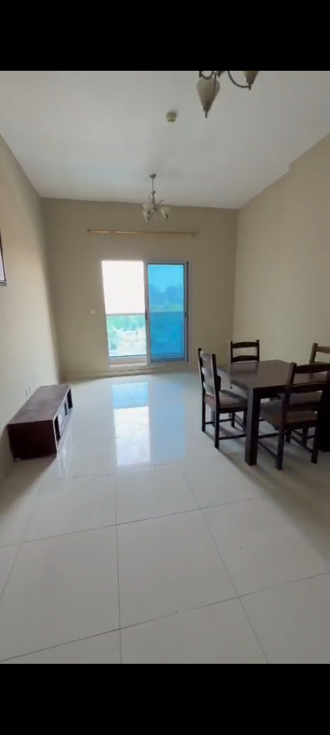 One-bedroom apartment with a living room, fully furnished