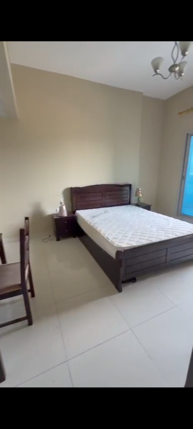 One-bedroom apartment with a living room, fully furnished