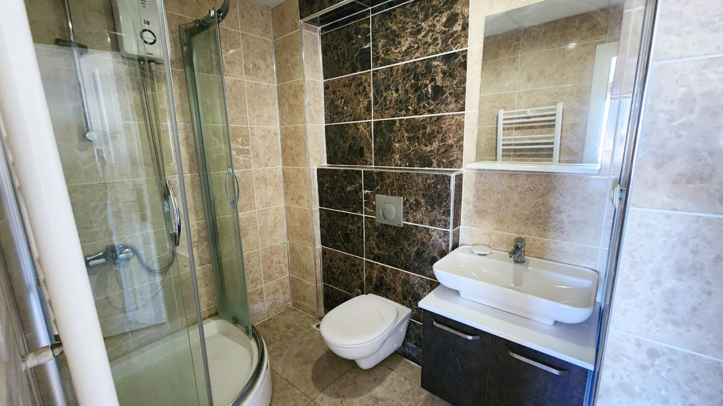 Furnished one-bedroom apartment