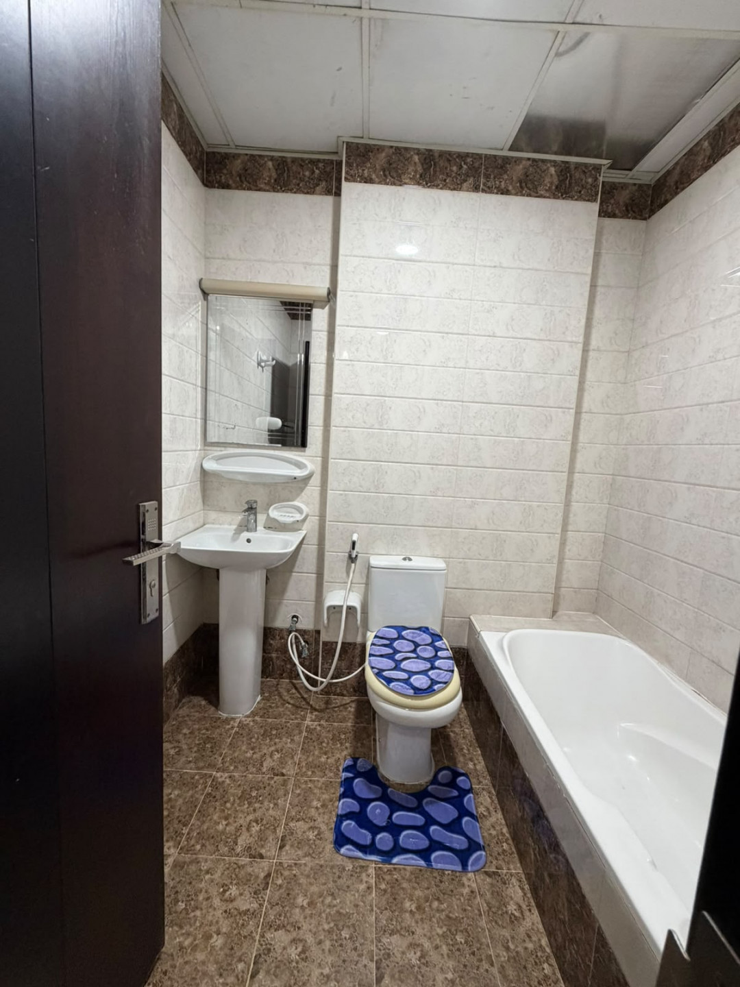 Furnished one-bedroom apartment