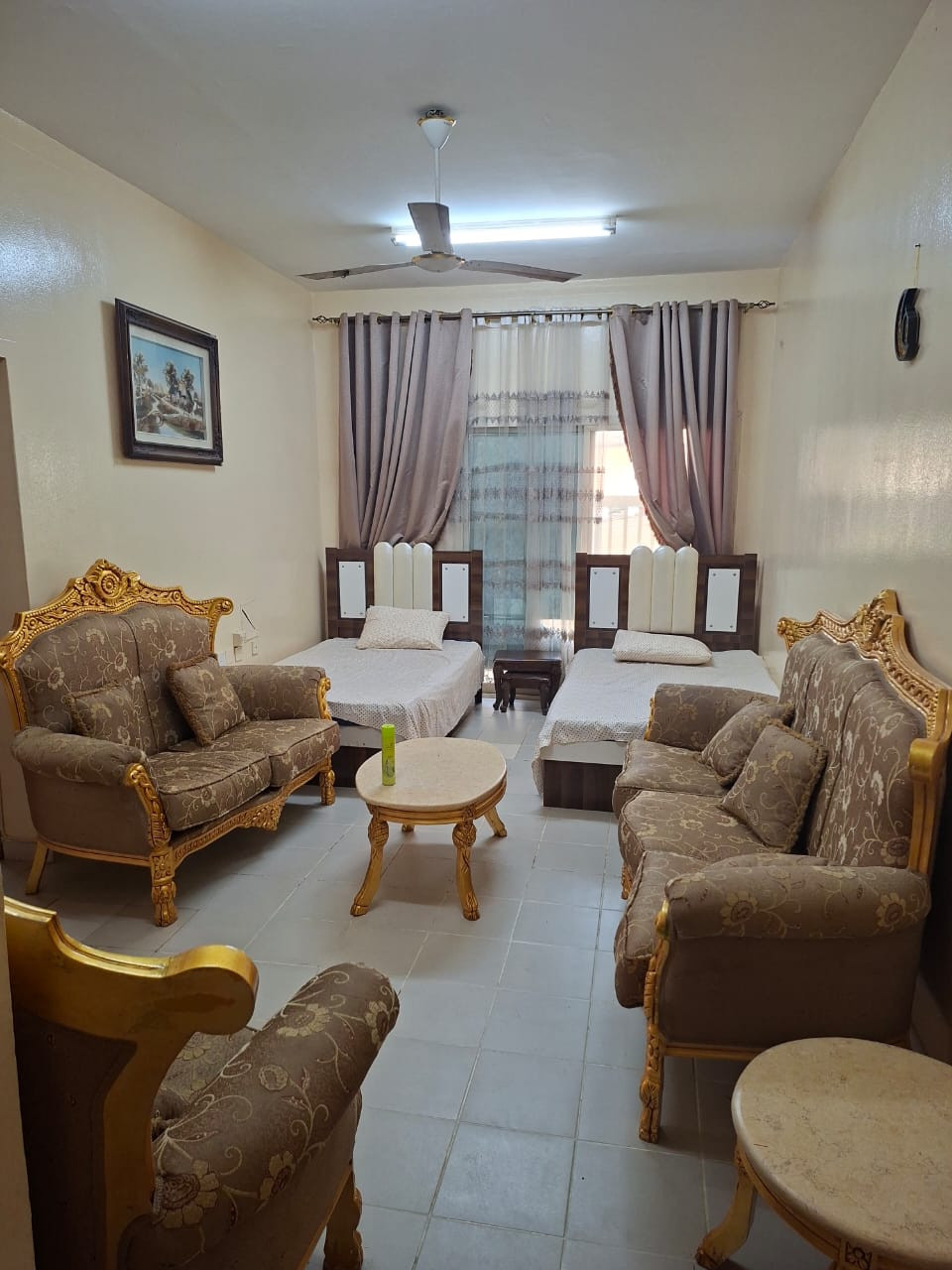 One-bedroom apartment