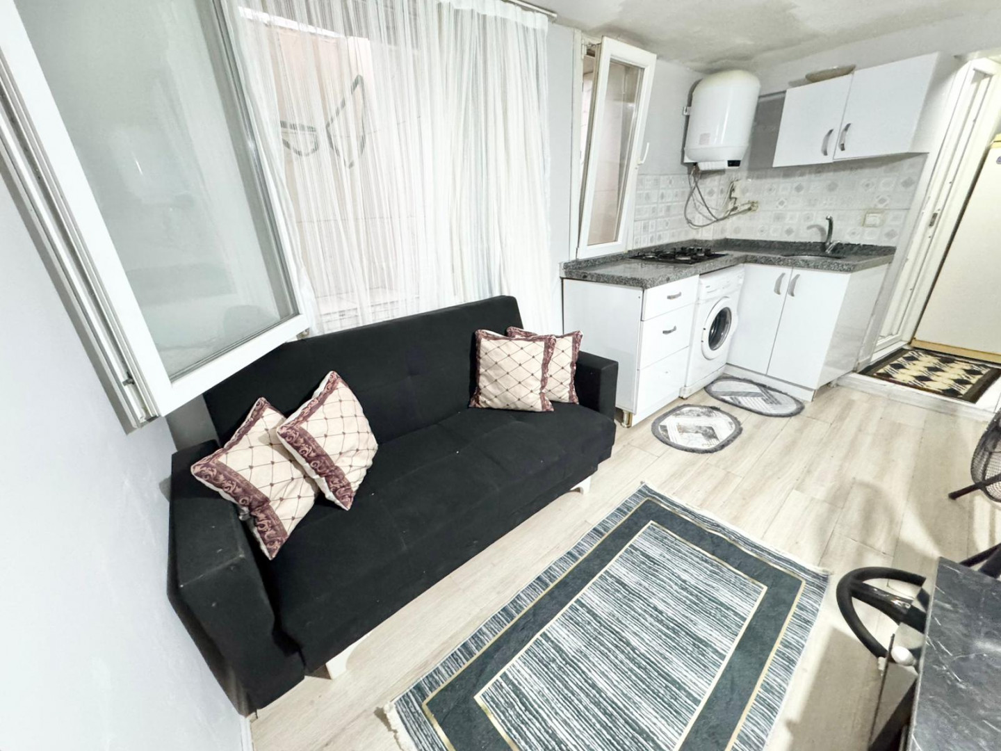 One-bedroom apartment, ground floor