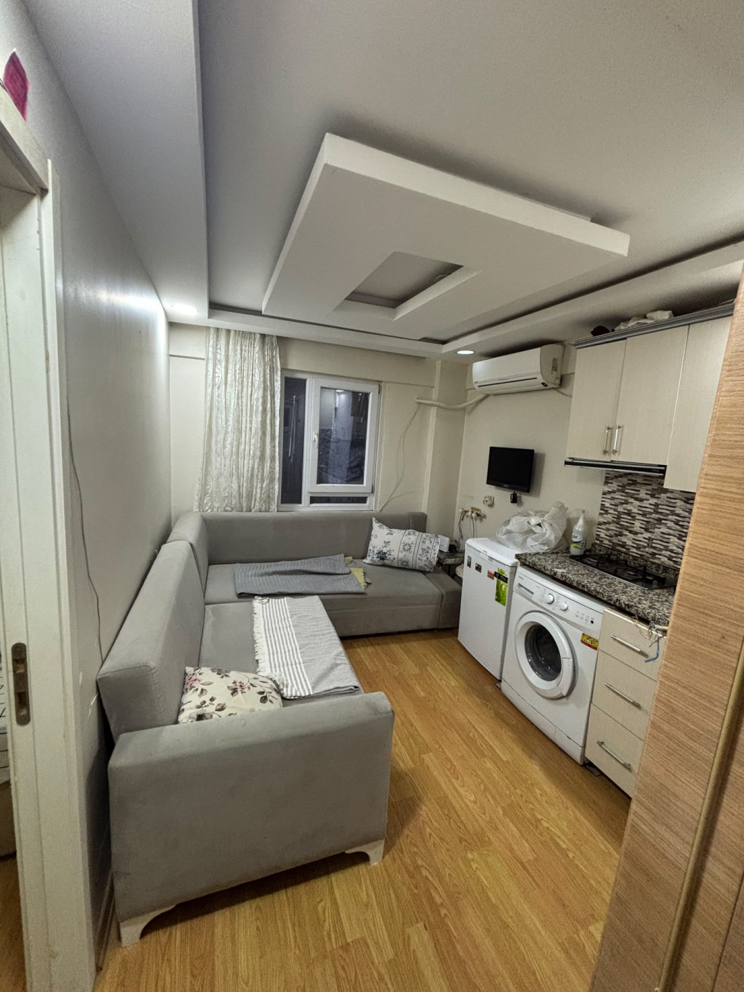 One-bedroom apartment, second floor