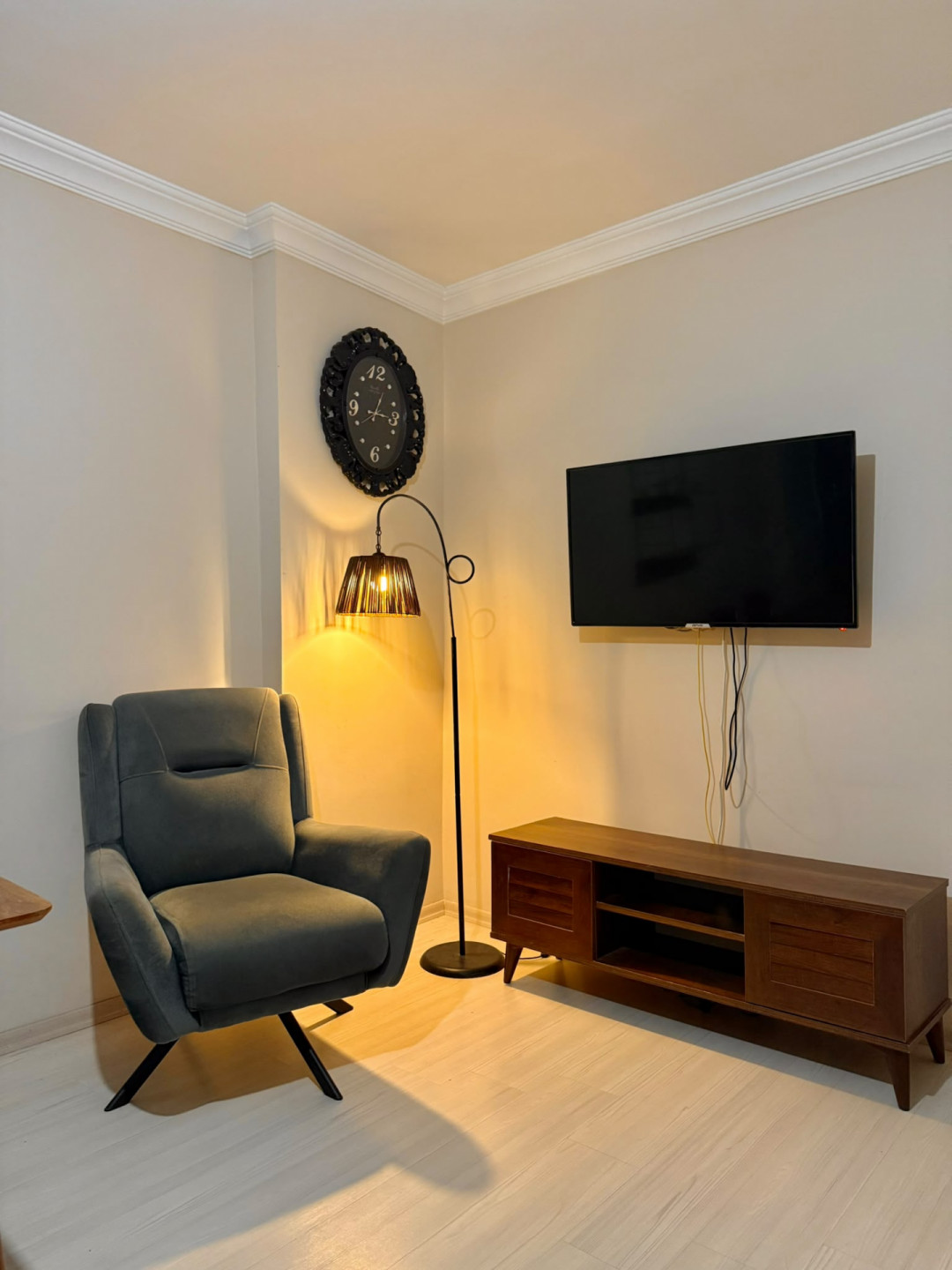 Two-bedroom apartment with a living room, clean furnishings