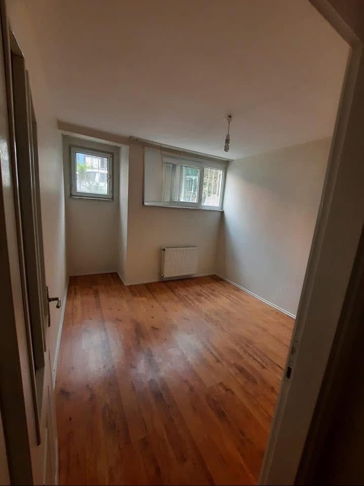 Two-bedroom apartment with a living room, unfurnished