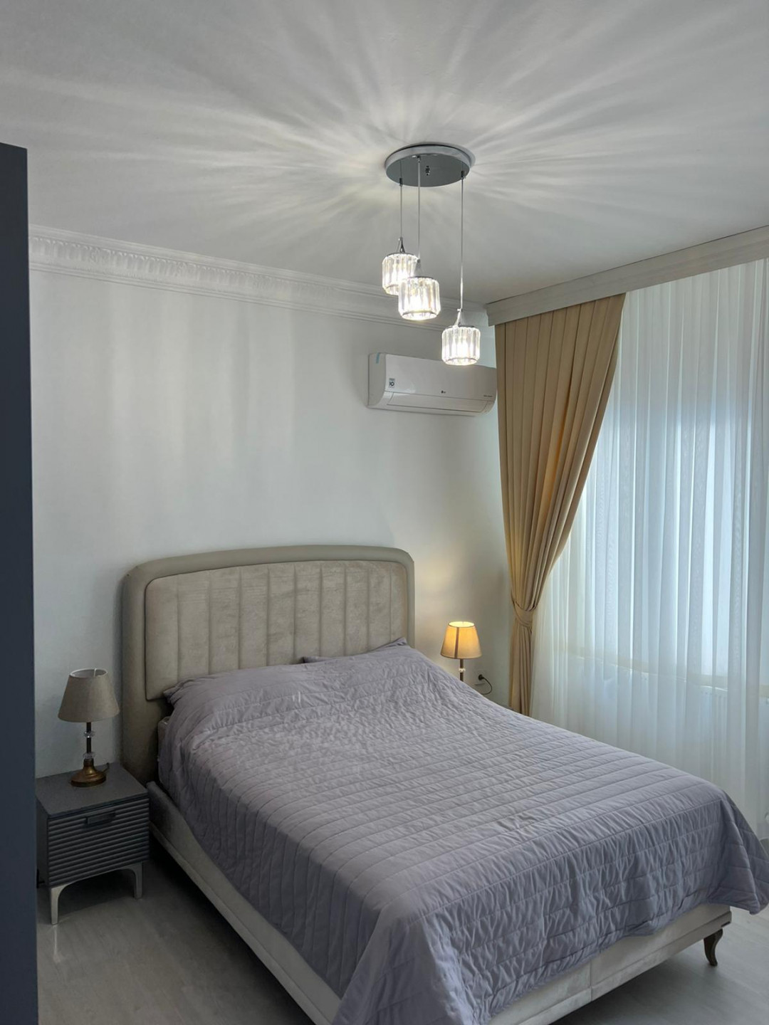 Two-bedroom apartment with a living room for monthly rent