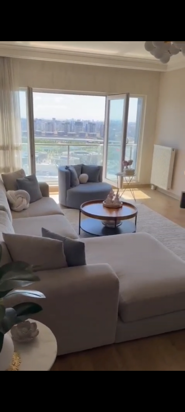 Two-bedroom apartment with a living room for annual rent