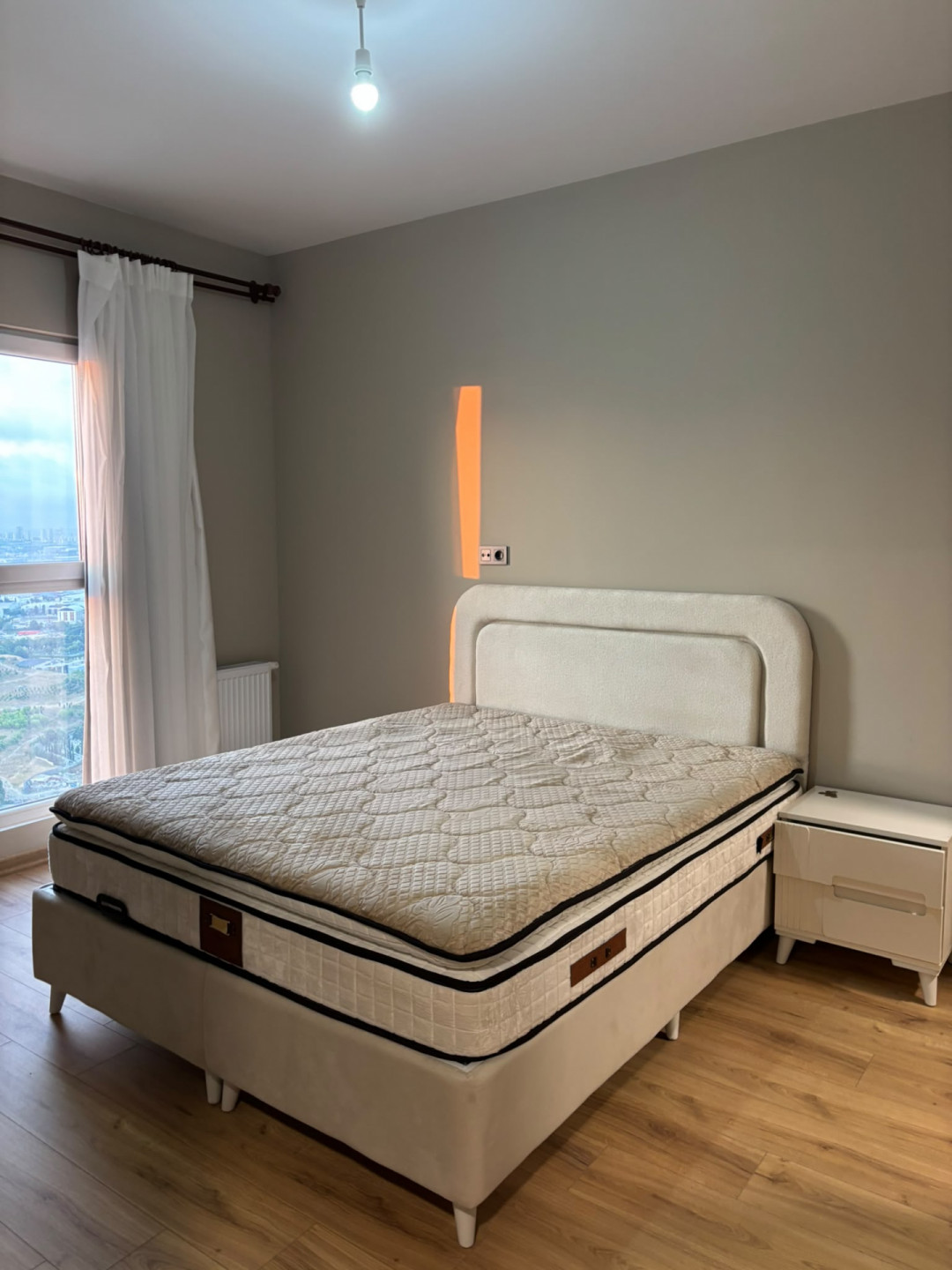 Two-bedroom apartment with a living room for rent