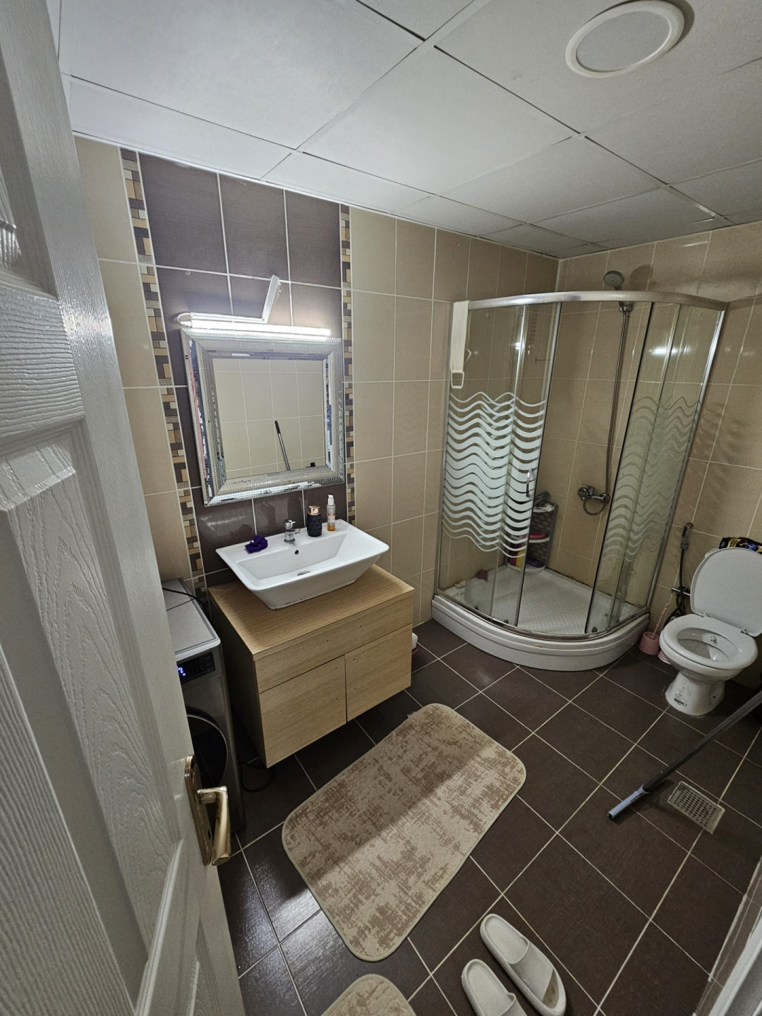 Two-bedroom apartment with a living room in Vita Tower complex
