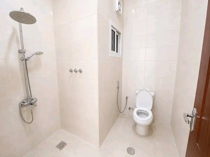 Unfurnished apartment in Al-Aziziyah