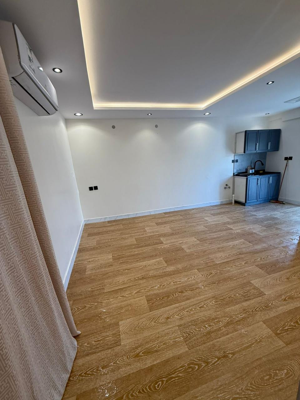 Unfurnished apartment in Rawda