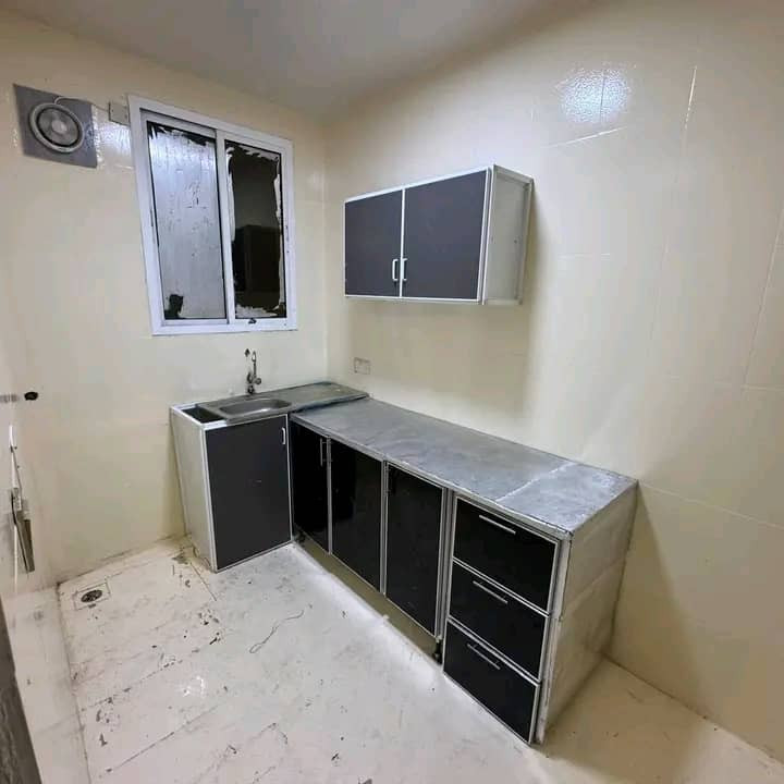 Unfurnished apartment in Al Khoudh