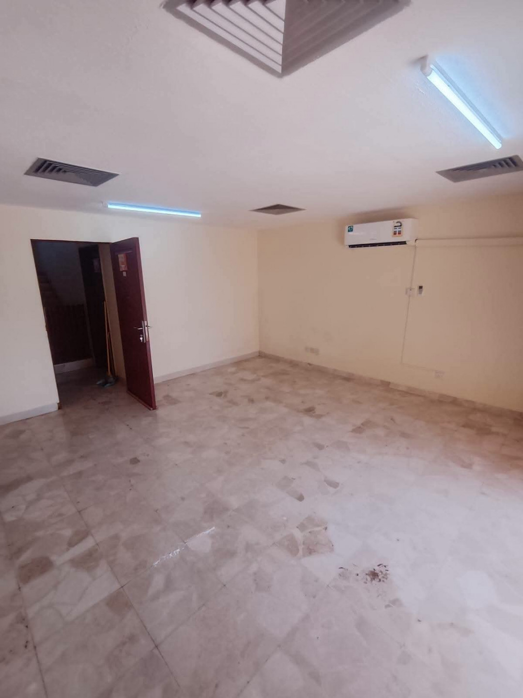 Unfurnished apartment for rent