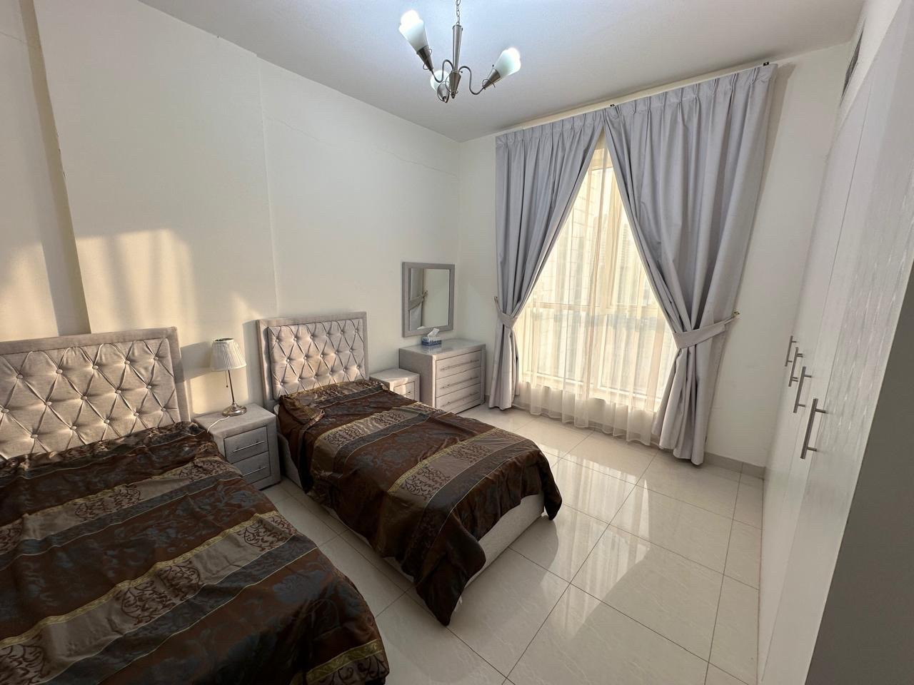 Large 3-bedroom apartment on the 15th floor with all amenities