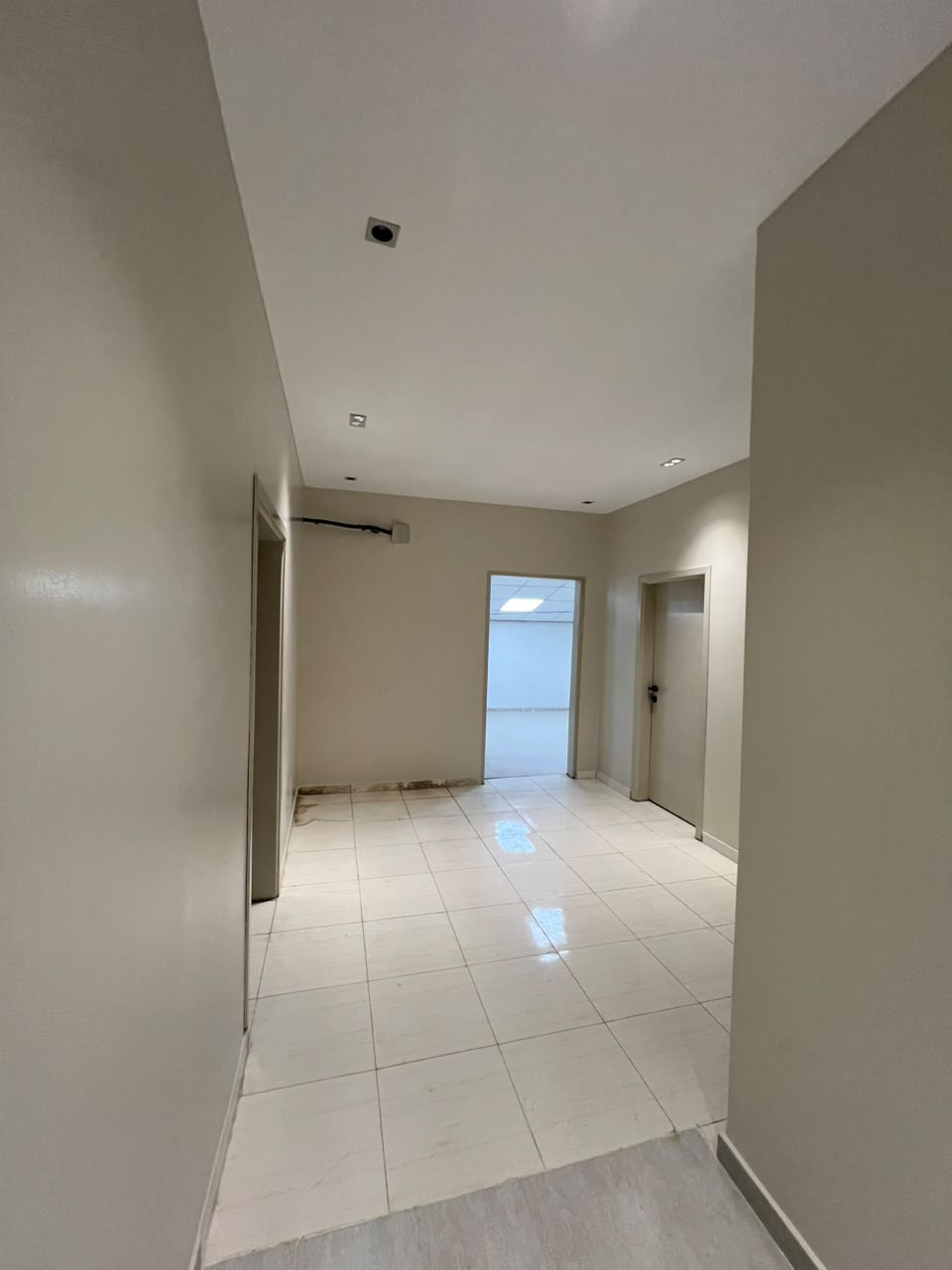 Large apartment in Al Munsiya