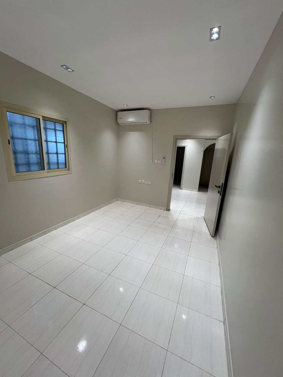 shk-kbyr-balmonsyh51784390691.jpg