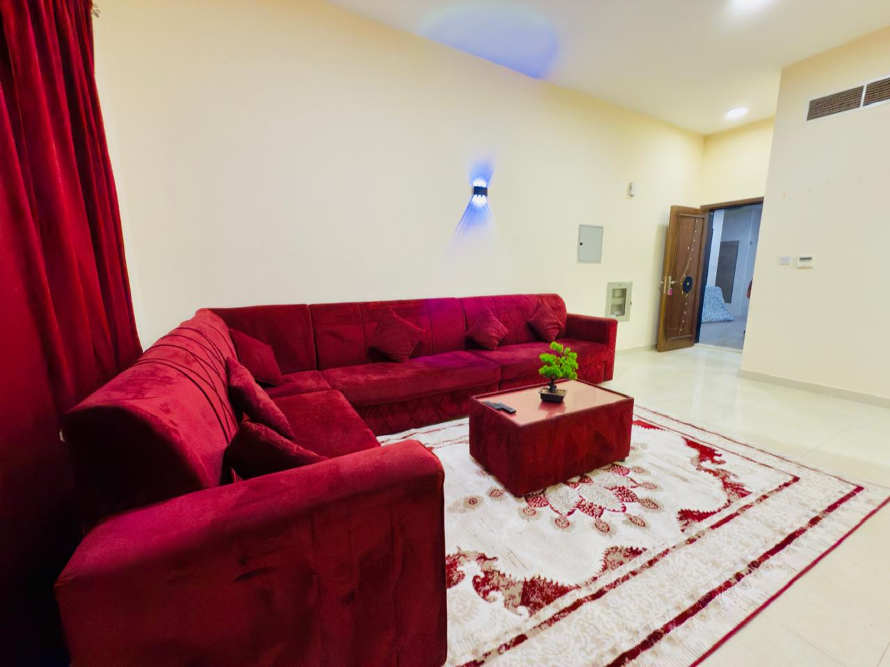 shk-khlf-athad-sntr01788956627.jpg
