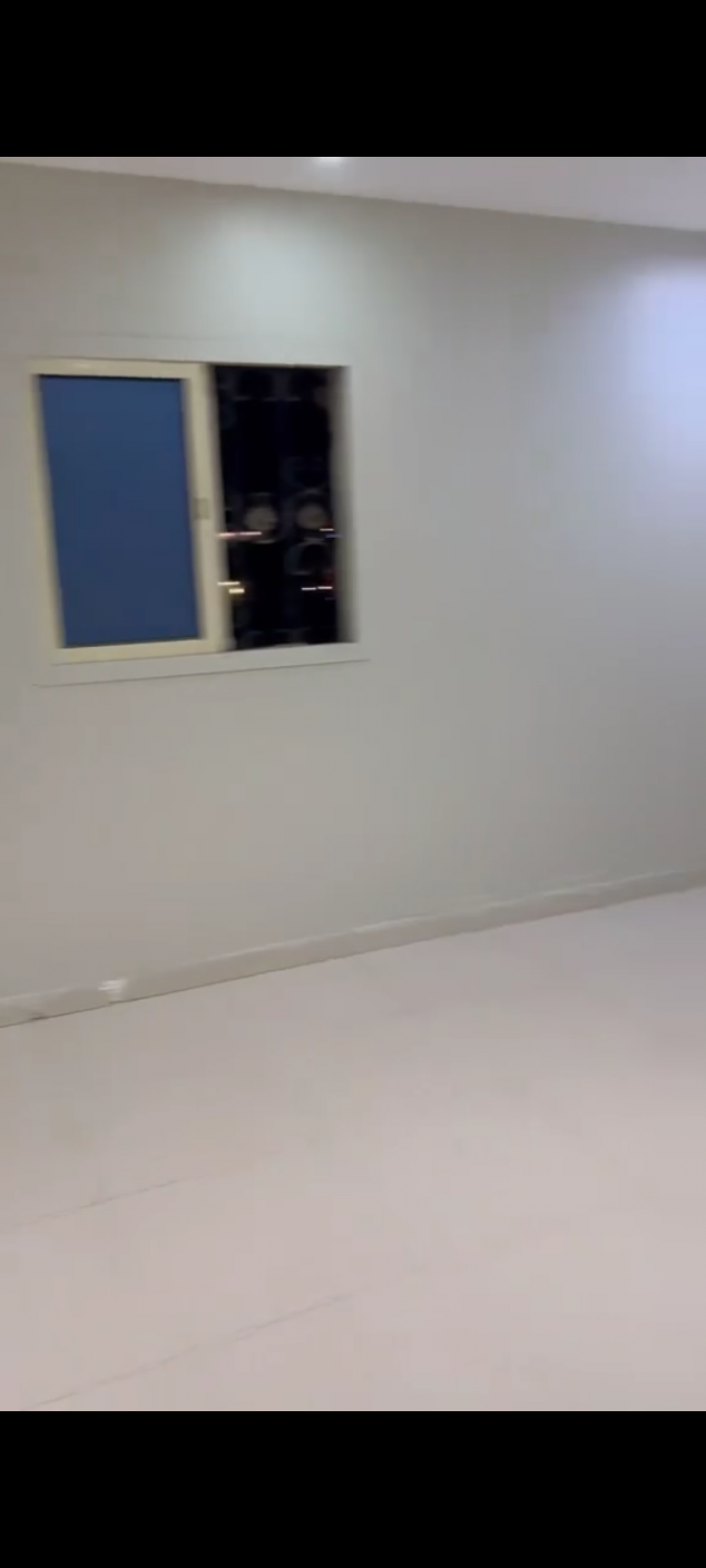 Apartment for annual rent in Al Hazm
