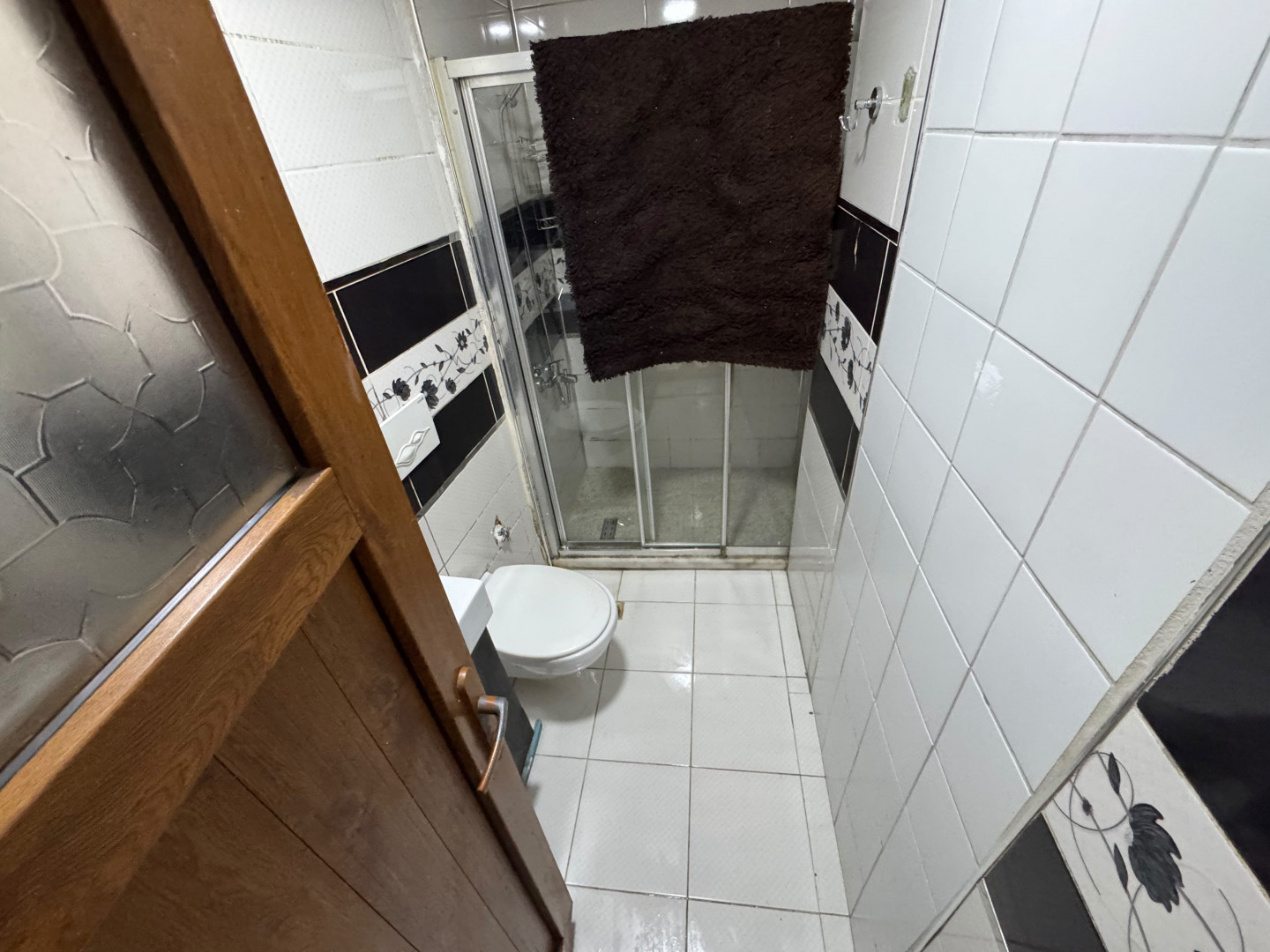 Apartment for annual rent, one bedroom and living room