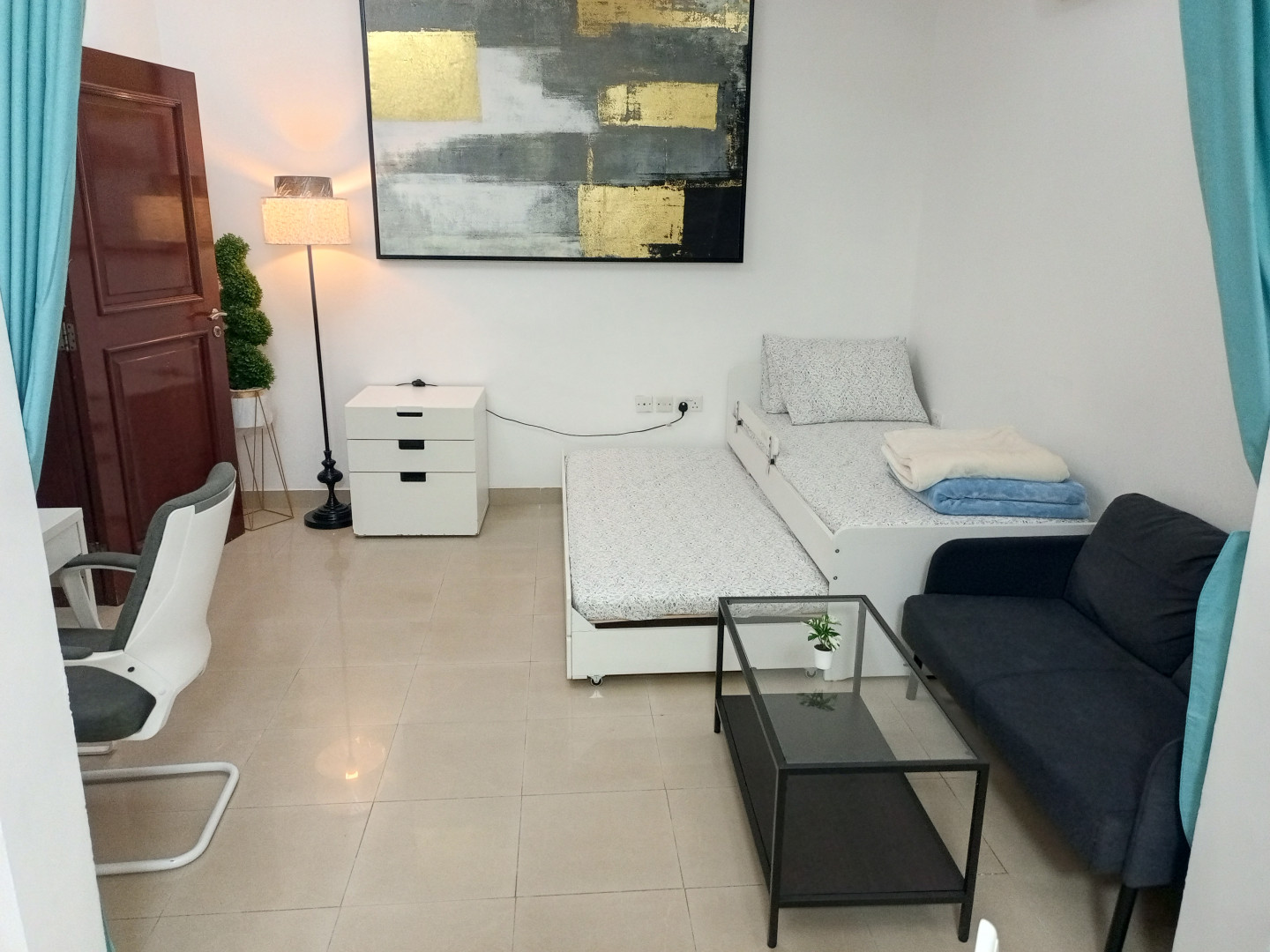 Fully furnished flat for rent