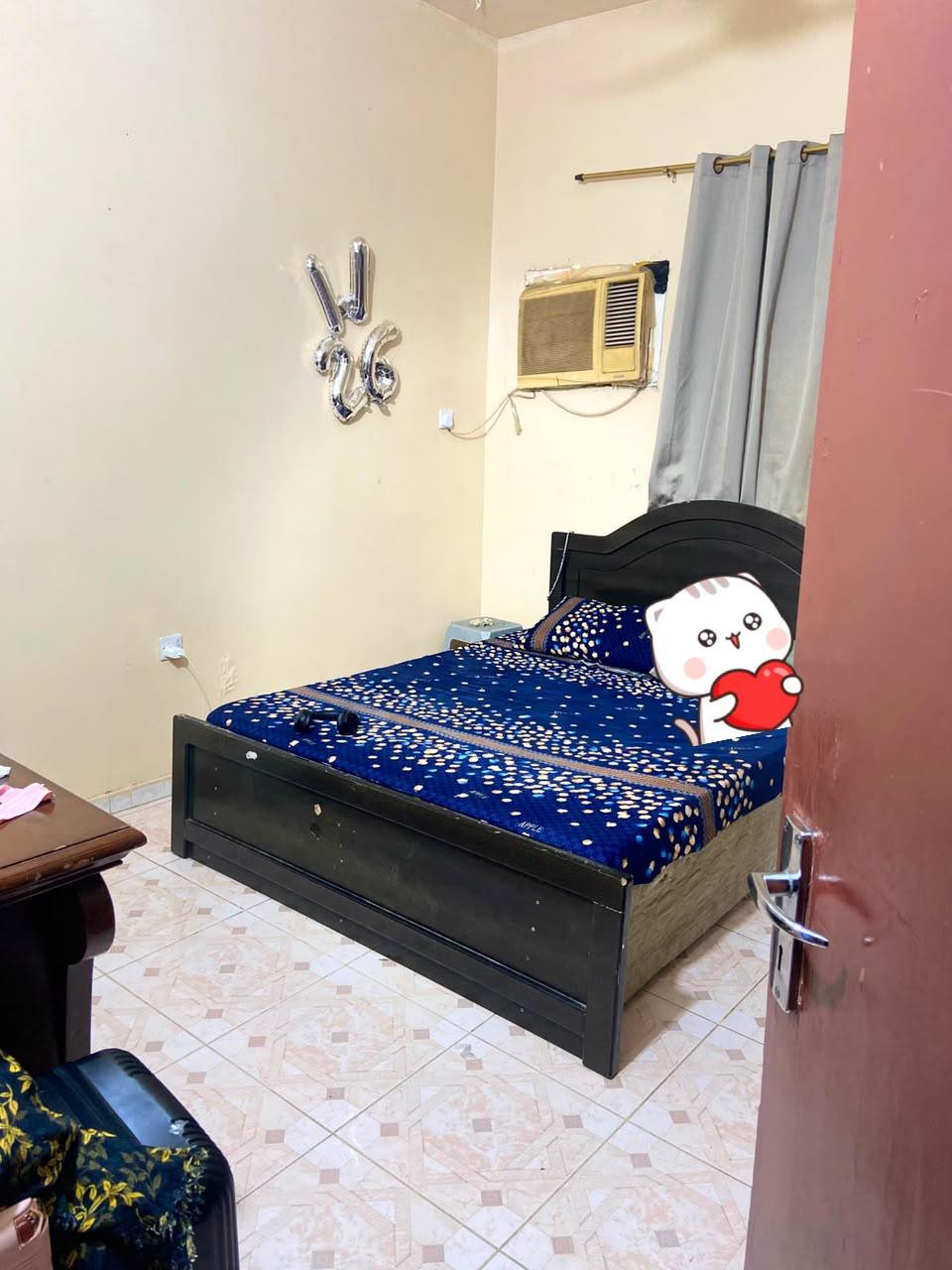 shk-mfrosh-balkrb-mn-alnaaymy01792493873.jpg