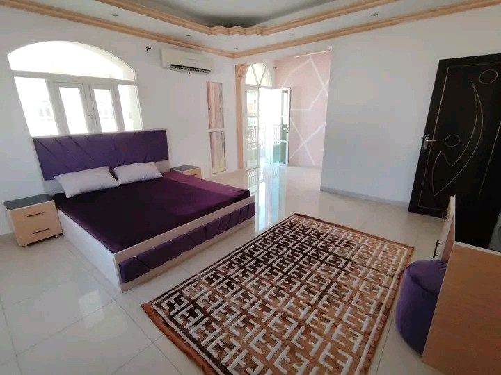 Well-furnished apartment in Al Khuwair