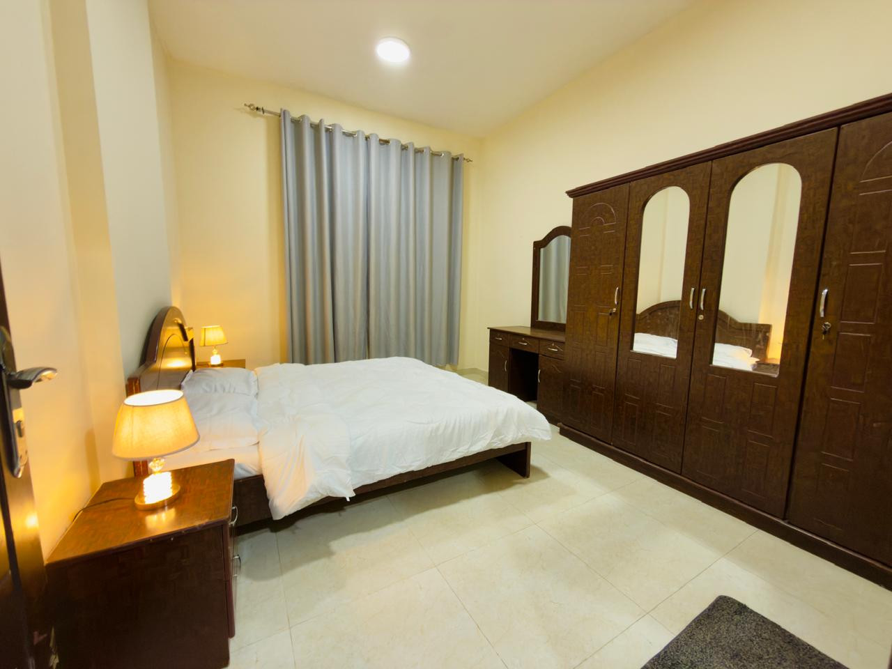 Furnished apartment behind Union Center