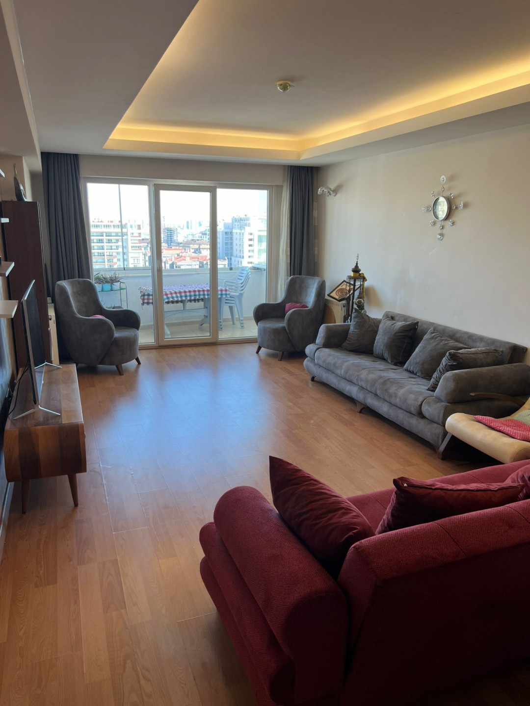Large furnished apartment