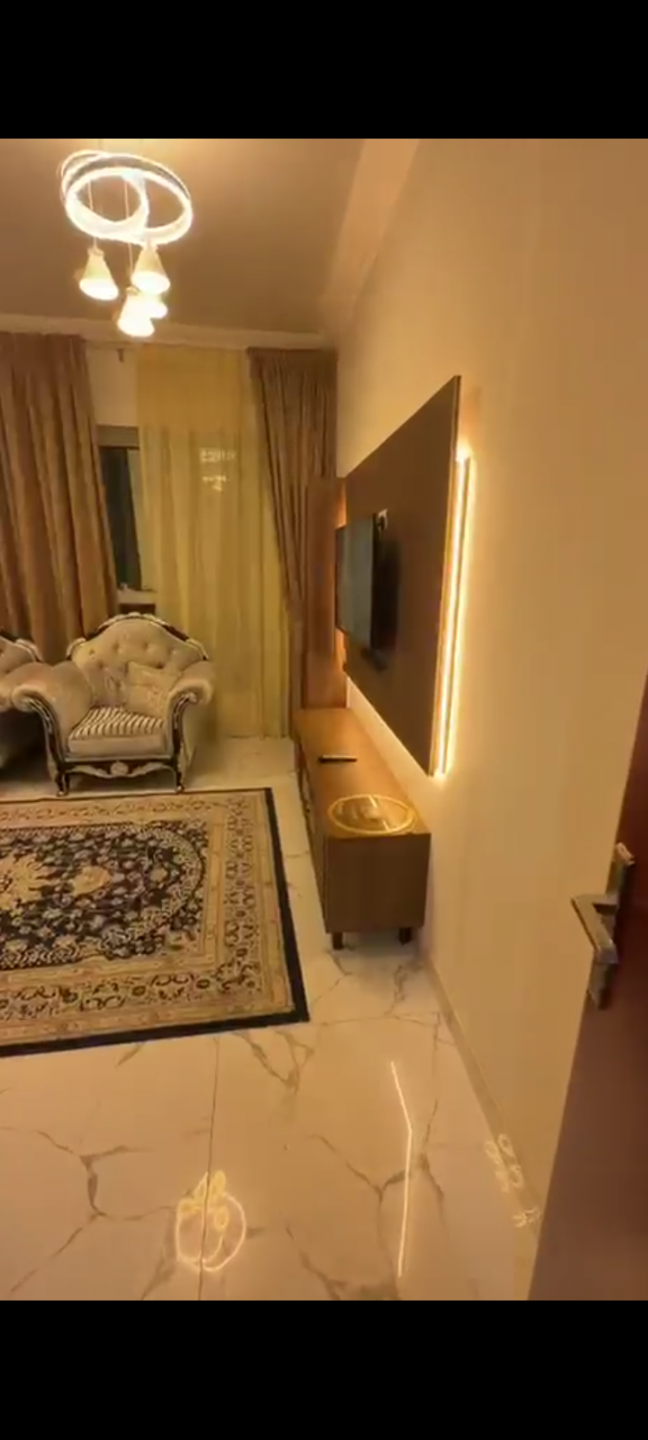Distinguished apartment in Al Waha Towers