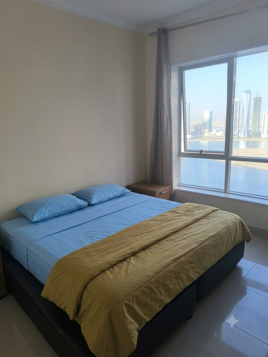 A distinctive apartment with a view of Khan Lake