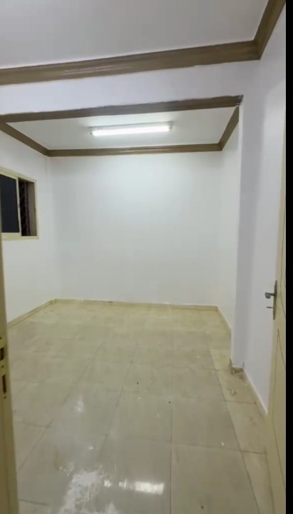 A distinctive apartment in the Umm Al Hamam Al Gharbi neighborhood